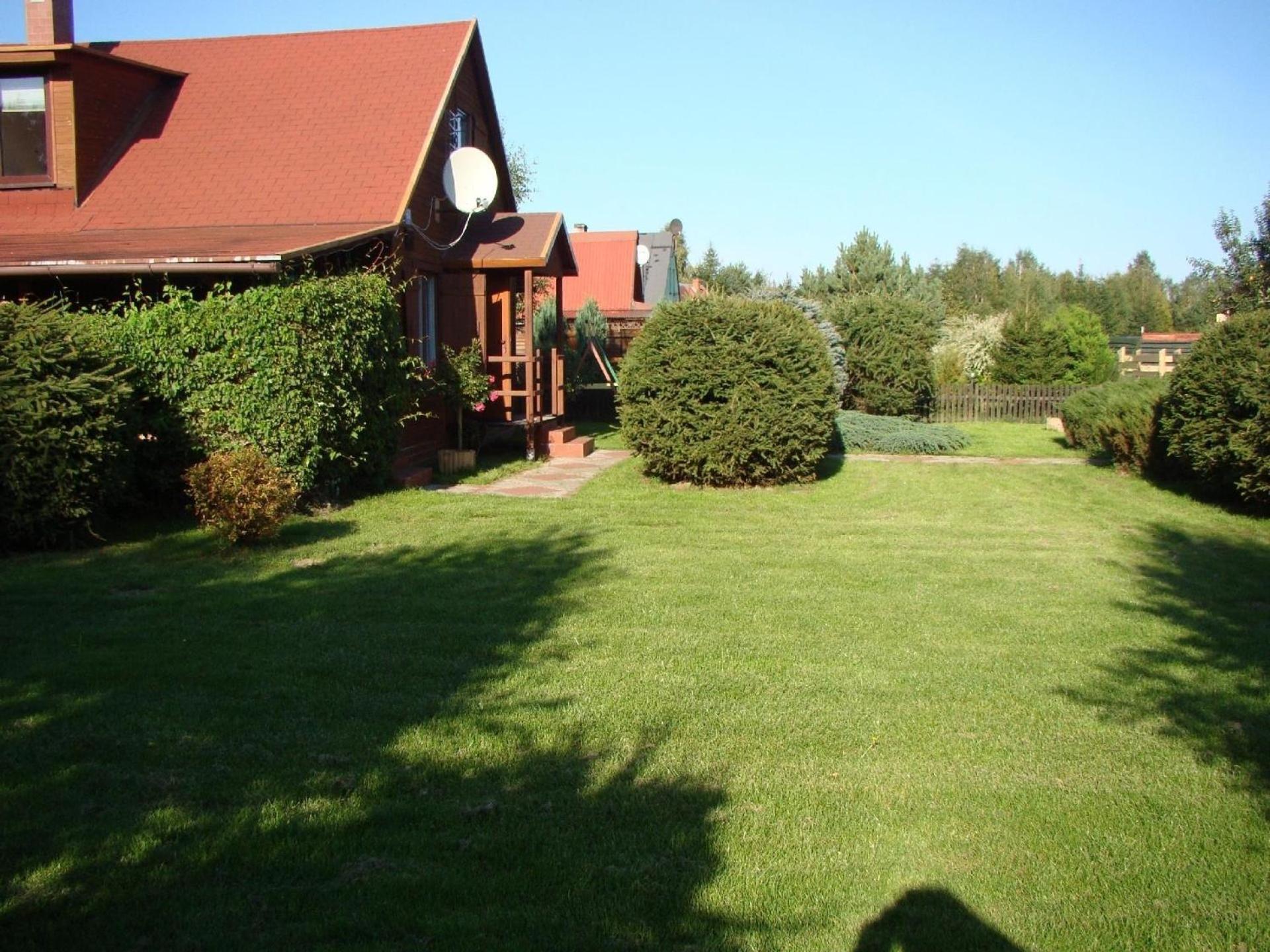 Holzhuette Mit Weitlaeufigem Garten Am Wald Villa Kopalino Exterior foto