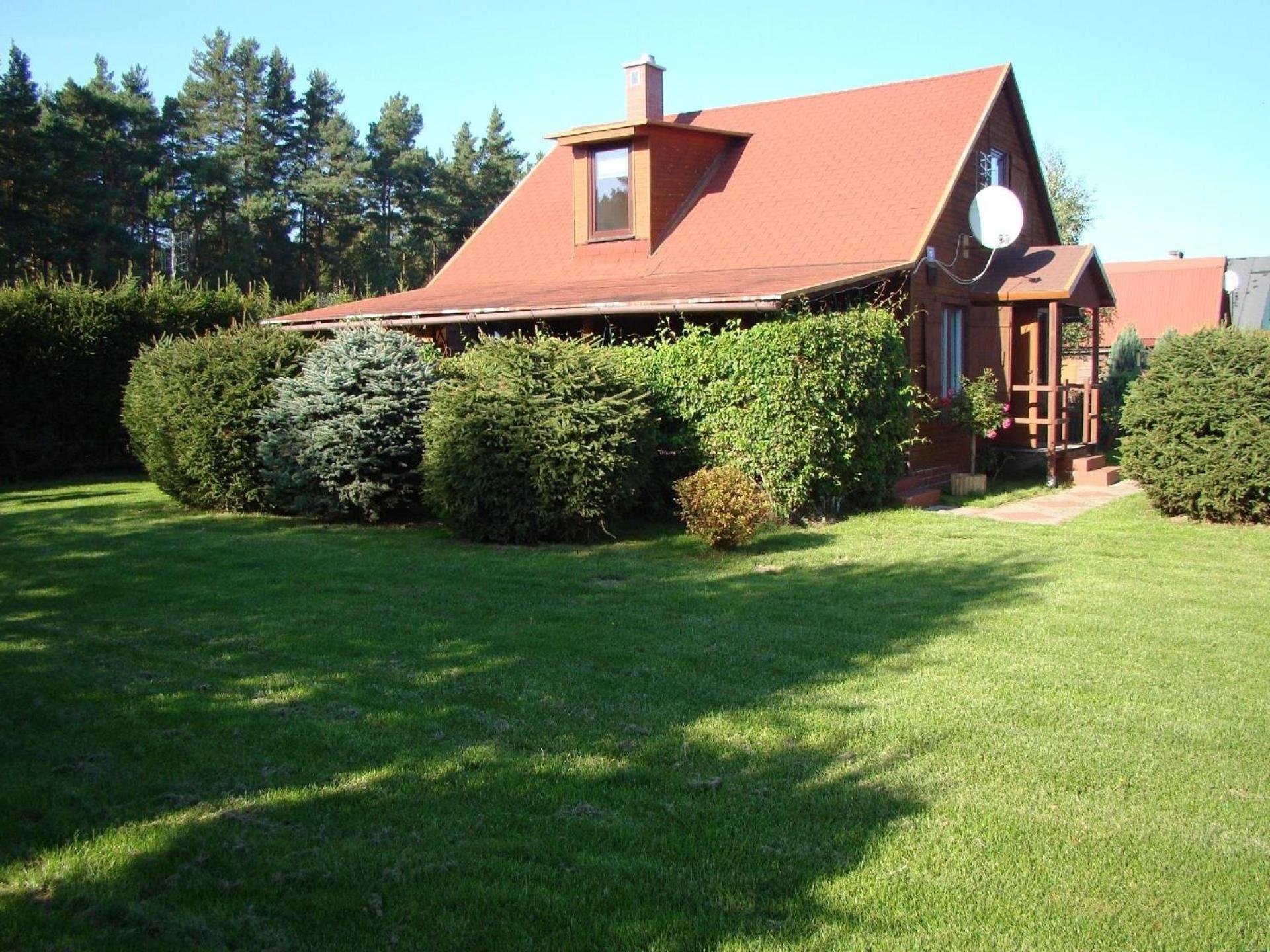 Holzhuette Mit Weitlaeufigem Garten Am Wald Villa Kopalino Exterior foto